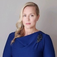 Dionne Toombs headshot