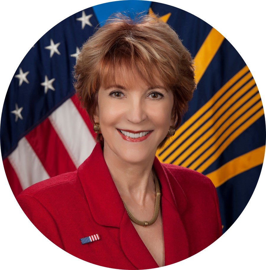 Photo of Lynda Davis
